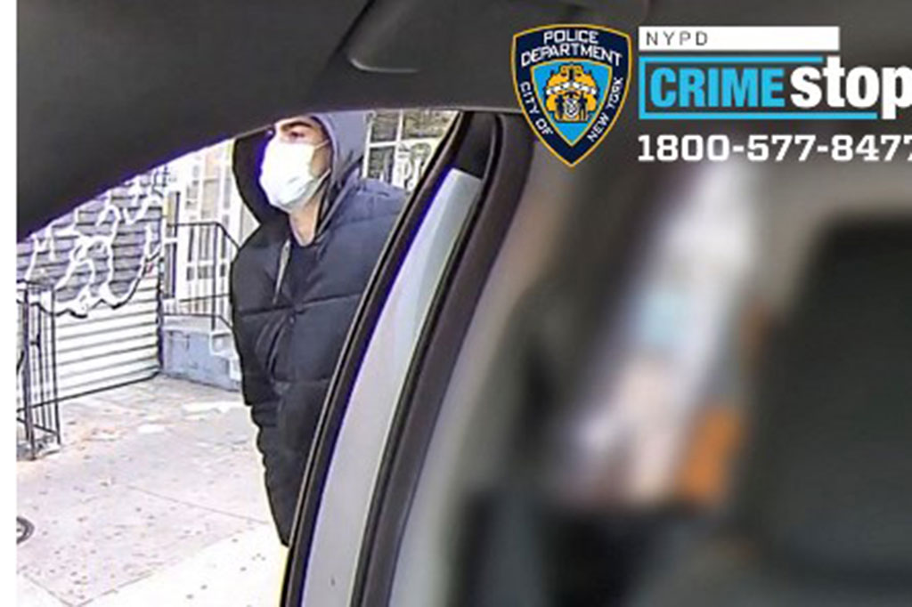 Menurut catatan pengadilan jaksa penuntut di New York mengajukan dakwaan pembunuhan, bersama dengan empat dakwaan senjata terkait terhadap Mangione.