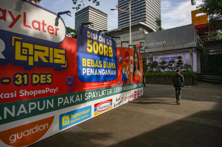 Harbolnas pertama kali digelar pada 2012, saat ini event tersebut telah berkembang menjadi kampanye belanja online terbesar yang selalu dinanti oleh masyarakat Indonesia. Kampanye ini bertujuan untuk mendorong pertumbuhan ekonomi digital melalui berbagai penawaran menarik, seperti diskon besar-besaran, cashback, dan gratis ongkir, yang melibatkan berbagai platform e-commerce serta pelaku UMKM.