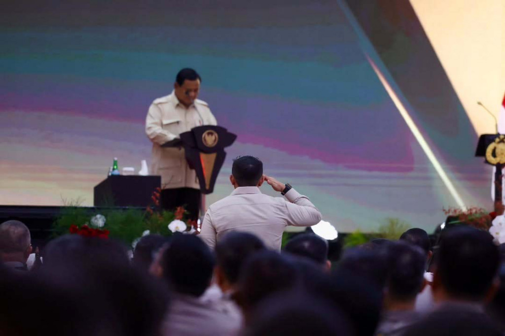 Selain itu, Prabowo mengucapkan terima kasih kepada kepolisian atas kinerja selama ini.