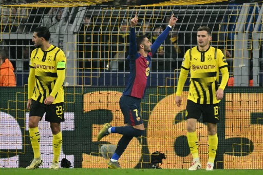 Pemain pengganti Ferran Torres mencetak dua gol dalam 10 menit untuk membawa Barcelona menang 3-2 di Borussia Dortmund, Kamis, 12 Desember 2024 dini hari WIB.