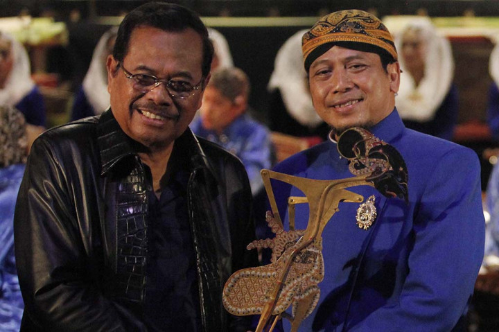 Keponakan almarhum, Jatmiko di Solo, Jawa Tengah, Kamis mengatakan Warseno meninggal dunia usai menjalani perawatan selama tiga hari di rumah sakit karena penyakit jantung.