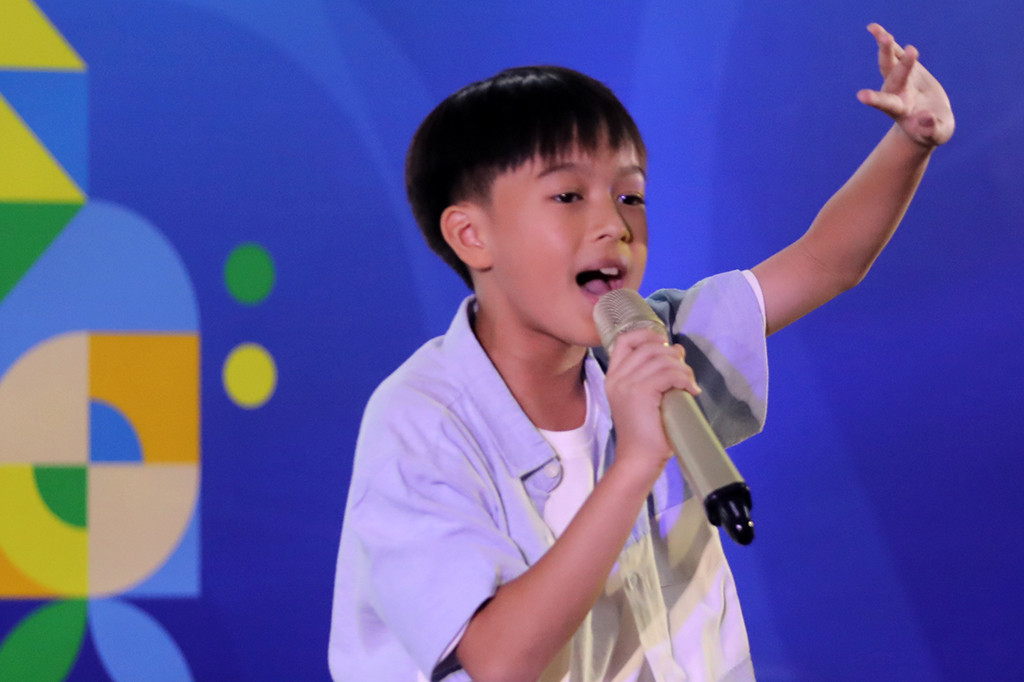 Penyanyi cilik Yoan Coco Hamidah turut mengisi acara Festival Setara Berdaya 2024 di Kantor Media Indonesia, Kedoya, Jakarta Barat, Kamis, 12 Desember 2024. 