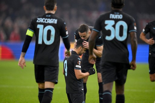 Lazio mempertahankan posisi di peringkat pertama klasemen Liga Europa setelah menaklukkan Ajax dengan skor 3-1 pada pertandingan keenam di Stadion Amsterdam ArenA, Amsterdam, Jumat, 13 Desember 2024 dini hari WIB.