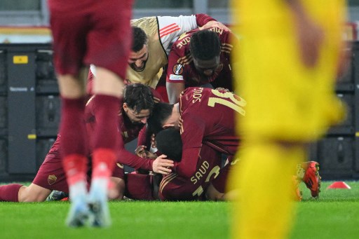 AS Roma kembali ke jalur kemenangan pada pertandingan keenam ajang Liga Europa setelah melumat Braga dengan skor 3-0 di Stadion Olimpico, Roma, Jumat, 13 Desember 2024 dini hari WIB.