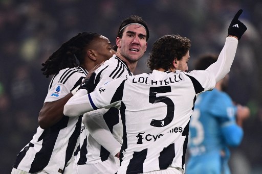 Juventus selamat dari kekalahan berkat gol penalti Dusan Vlahovic di akhir babak kedua.