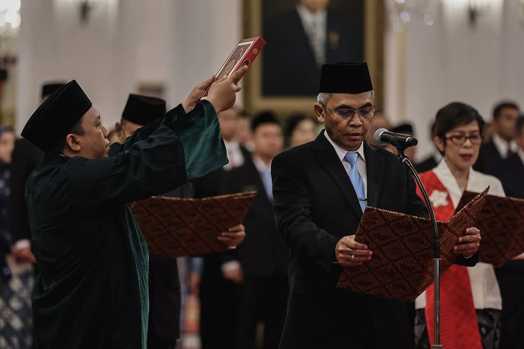 Sebanyak lima pejabat yang dilantik sebagai Pimpinan KPK adalah Setyo Budiyanto sebagai Ketua KPK, dan empat wakilnya masing-masing Fitroh Rohcahyanto, Ibnu Basuki Widodo, Johanis Tanak, dan Agus Joko Pramono. Sedangkan jajaran anggota Dewan Pengawas KPK yang dilantik adalah Wisnu Baroto, Benny Jozua Mamoto, Gusrizal, Sumpeno, dan Chisca Mirawati.