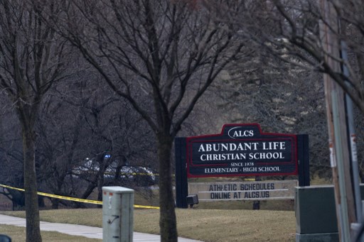 Dua orang tewas dan enam lainnya, termasuk beberapa siswa terluka dalam penembakan di sebuah sekolah di Negara Bagian Wisconsin, Amerika Serikat, Senin, 16 Desember 2024 waktu setempat.