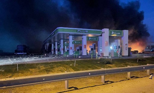 Sebuah ledakan dahsyat terjadi di sebuah gedung di Moskow, Rusia, pada Selasa, 17 Desember 2024, menewaskan dua orang, satu di antaranya adalah seorang jenderal.