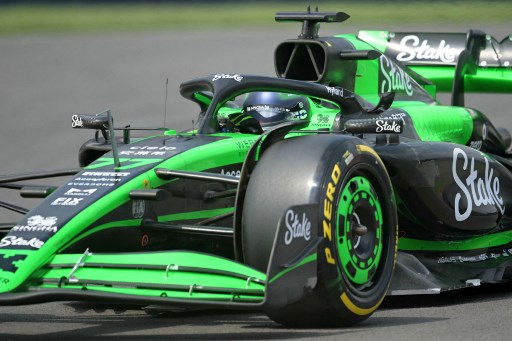 Ketika Kick Sauber memilih untuk tidak mengontraknya kembali untuk 2025, Bottas kemudian memulai pembicaraan dengan Mercedes tentang peran pembalap cadangan sebagai upaya untuk tetap terlibat dalam dunia balap.