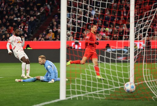 Seluruh gol Die Roten dicetak lima pemain berbeda, yaitu Jamal Musialia, Konrad Laimer, Joshua Kimmich, Leroy Sane, dan Alphonso Davies. Sementara Leipzig hanya bisa mencetak gol hiburan melalui kaki Benjamin Sesko.