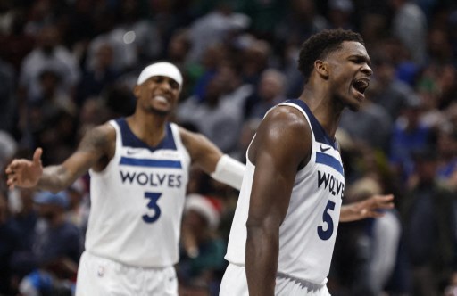 Namun, harapan Mavericks pupus setelah Irving gagal mencetak tembakan tiga angka di sisa waktu 36,1 detik. Bola rebound berhasil diamankan Anthony Edwards, yang kemudian mencetak layup penentu kemenangan bagi Timberwolves.