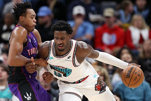 Jaren Jackson Jr. menjadi salah satu aktor utama kemenangan Grizzlies dengan mencatatkan double-double, yakni 21 poin, 11 rebound, dan tiga blok. Zach Edey tampil dominan di bawah ring dengan kontribusi 21 poin dan 16 rebound.