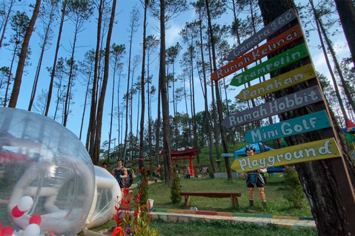 Pada libur akhir tahun, tempat wisata kuliner ini mungkin bisa menjadi pilihan, terutama bagi anda yang ingin bersantai jauh dari keramaian kota dan sedang berada di Yogyakarta.