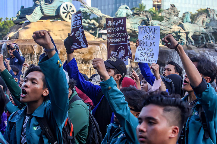 Demonstrasi ini dihadiri oleh sejumlah organisasi mahasiswa di antaranya Badan Eksekutif Mahasiswa Seluruh Indonesia (BEM SI), Pers Mahasiswa, Yakusa (Yakin Usaha Sampai), HMI (Himpunan Mahasiswa Islam) Cabang Jakarta Raya dan Koalisi Nasional Perempuan Republik Indonesia (KNPRI).
