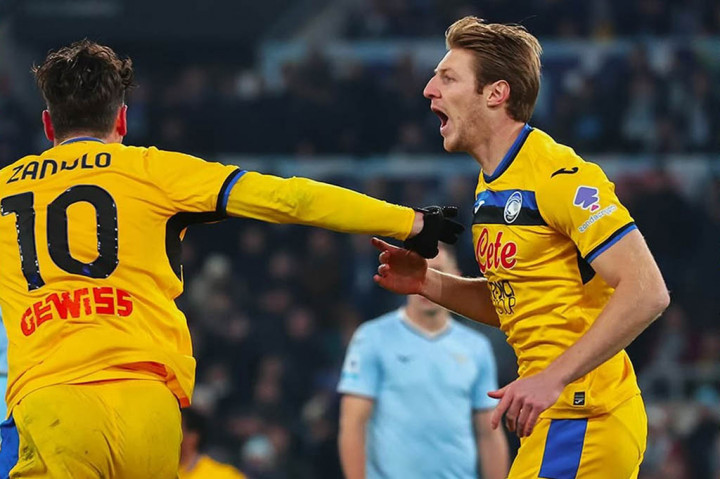 Atalanta menyamakan kedudukan pada menit ke-88. Dari umpan terukur yang dikirimkan Nicolo Zaniolo, Ademola Lookman terbebas dari perangkap offside untuk kemudian mengirimkan umpan silang yang disambut Marco Brescianini.