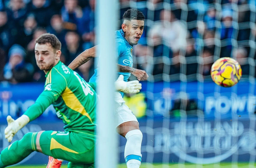 City memecah kebuntuan dengan diawali tembakan jarak jauh Phil Foden yang ditepis kiper Jakub Stolarczyk. Bola pantul kemudian dengan leluasa disambar Savinho untuk membukukan gol perdananya bagi City.