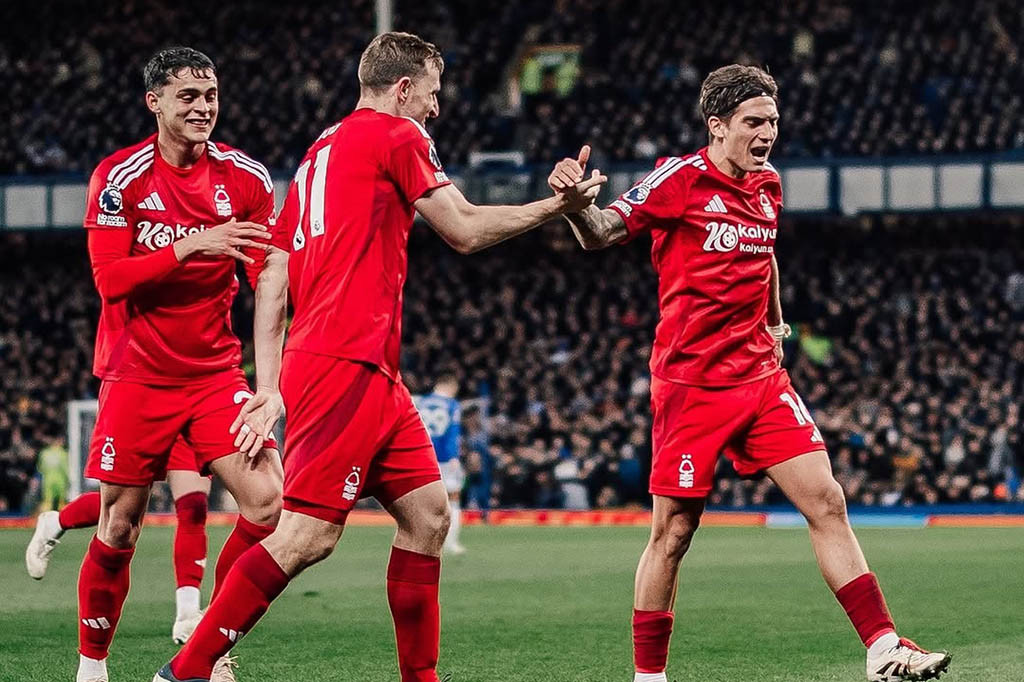 Forest mengoleksi 37 poin setelah memainkan 19 pertandingan, sedangkan kekalahan ketujuh The Toffees pada Liga Inggris musim ini membuat mereka tertahan di posisi ke-16 dengan 17 poin.