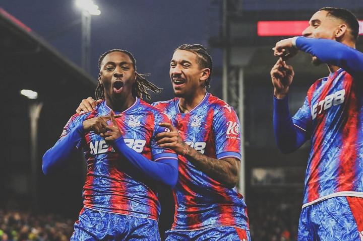 Crystal Palace mampu meraih kemenangan 2-1 saat menjamu tim juru kunci Southampton pada pertandingan Liga Inggris, Senin, 30 Desember 2024 dini hari WIB.