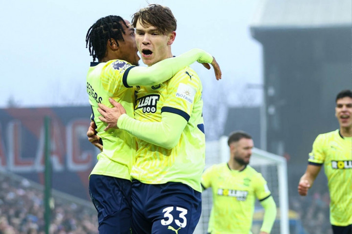 Southampton sempat mengejutkan tuan rumah saat Tyler Dibling memecah kebuntuan pada menit ke-14. 