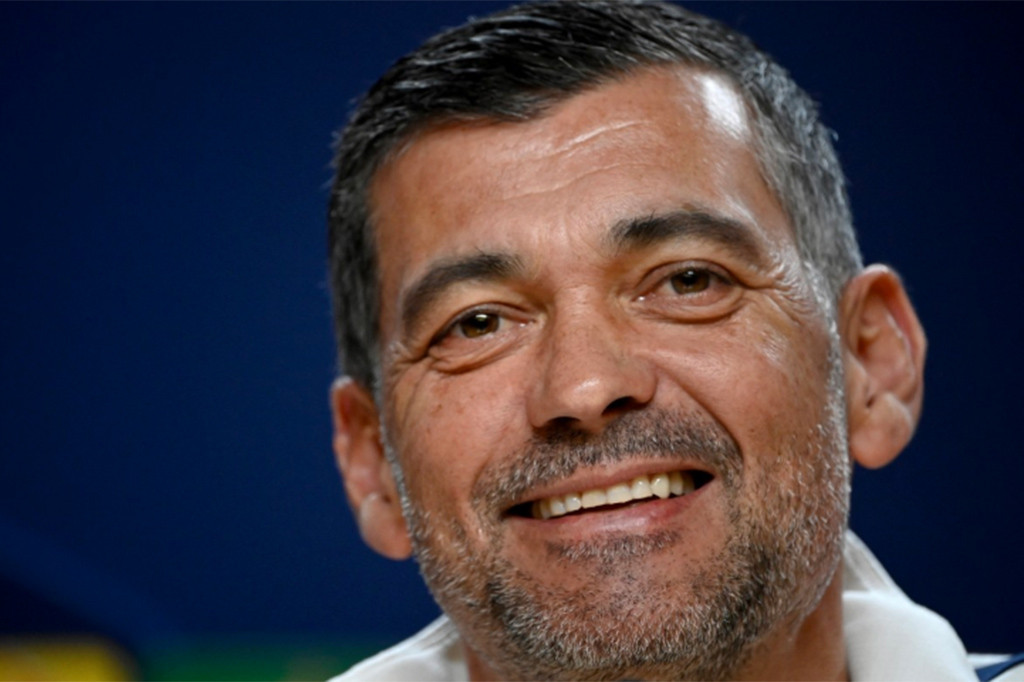 AC Milan resmi mengikat Sergio Conceicao sebagai pelatih dalam kontrak hingga 30 Juni 2026, setelah klub Liga Italia memecat Paulo Fonseca.