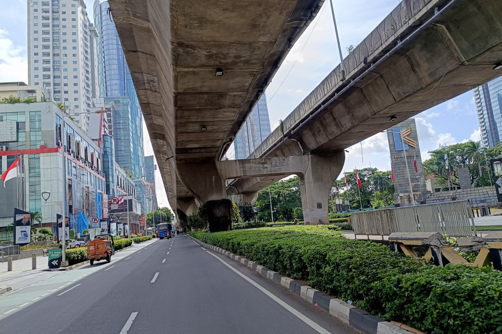 PT Jasa Marga (Persero) Tbk mencatat sebanyak 299.805 kendaraan meninggalkan wilayah Jakarta, Bogor, Tangerang, Bekasi (Jabotabek) pada H-3 hingga H-2 Tahun Baru 2025 yang jatuh pada periode Minggu-Senin (29-30 Desember 2024).