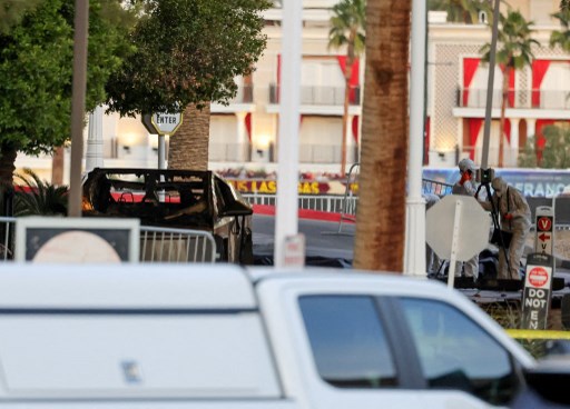 Kepolisian Las Vegas menambahkan bahwa pihaknya sedang menyelidiki insiden tersebut, dan berupaya mengungkap apakah ledakan Cybertruck terkait dengan serangan teroris.