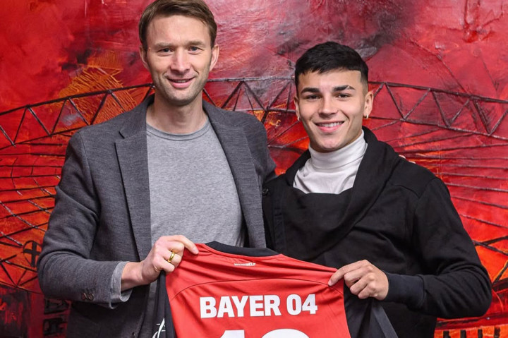 Bayer Leverkusen merekrut penyerang klub Velez Sarsfield yang menjadi juara Piala Liga Argentina, Alejo Sarco pada bursa transfer musim dingin.