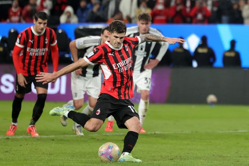 Pada menit ke-70 Manuel Locatelli menjatuhkan Christian Pulisic di kotak terlarang yang membuat wasit menunjuk titik putih. Pulisic sendiri yang bertindak sebagai algojo, dan meski sempat mengenai tangan Di Gregorio, bola tetap masuk gawang Juventus untuk mengubah skor 1-1.