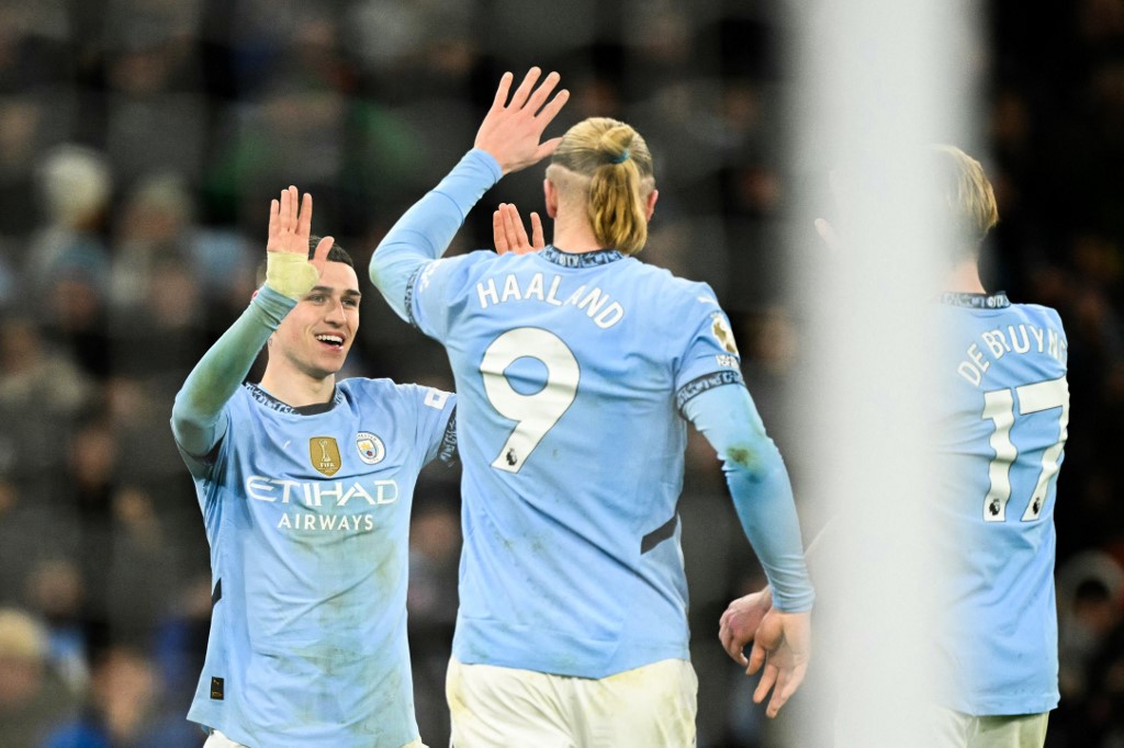 Kemenangan ini membuat Manchester City masih menempati peringkat keenam klasemen sementara Liga Inggris dengan torehan 34 poin dari 20 pertandingan, berjarak satu poin dari empat besar.