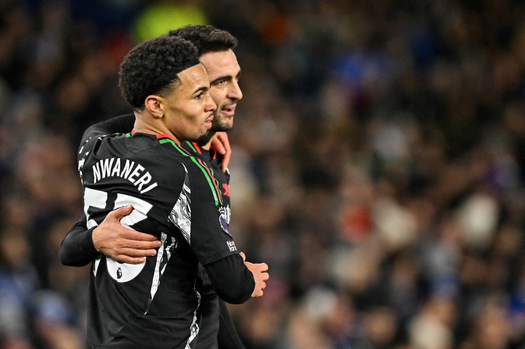 Secara statistik, Arsenal unggul pada penguasaan bola dengan mencatatkan 56 persen, namun Brighton lebih sering menciptakan peluang lewat 11 tendangan yang empat di antaranya tepat sasaran.