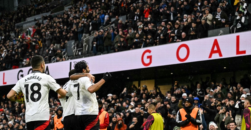 Ipswich dua kali unggul lewat Sammie Szmodics dan Liam Delap, tapi dua kali itu pula Jimenez membalas kedua gol itu, demikian catatan Liga Premier.