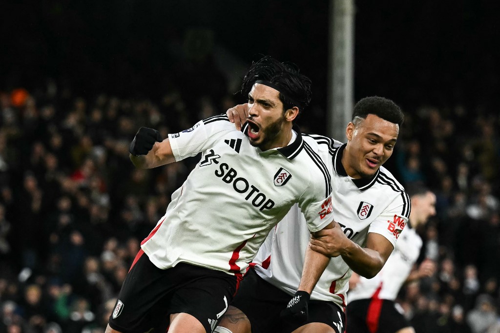 Raul Jimenez menyalamatkan Fulham dari kekalahan setelah salah satu dari dua golnya memaksa Ipswich Town harus puas mengakhiri laga di Stadion Craven Cottage, London, Minggu, 5 Januari 2025 malam, dengan skor 2-2.