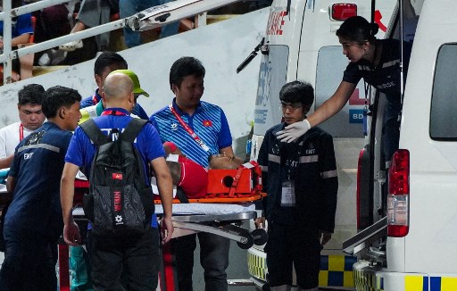 Vietnam menjadi juara ASEAN Cup 2024 setelah menundukkan Thailand dengan agregat 3-2, Minggu, 5 Januari 2025. Tapi, penyerang top mereka, Nguyen Xuan Son menjadi tumbal kemenangan mereka setelah mengalami cedera parah.