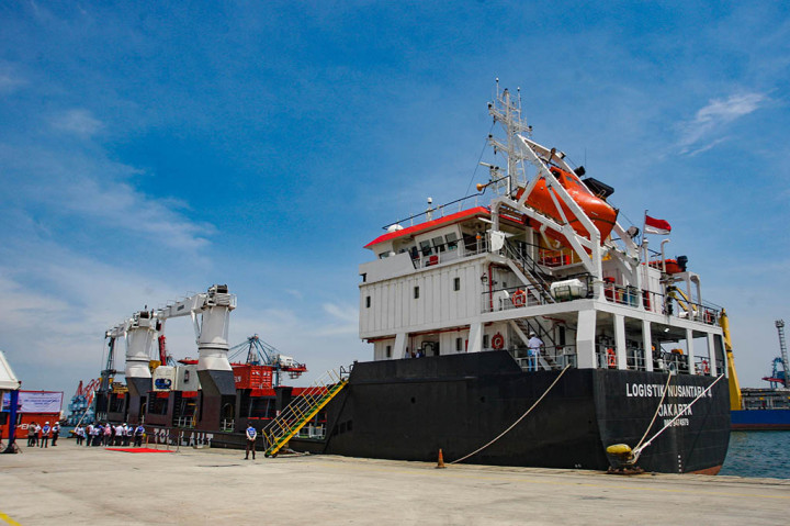 PT Pelayaran Nasional Indonesia atau PT Pelni (Persero) melepas pelayaran kapal tol laut KM Logistik Nusantara 4 tahun 2025, guna mengatasi disparitas harga bahan pokok penting di wilayah 3TP (tertinggal, terdepan, terluar, dan perbatasan).