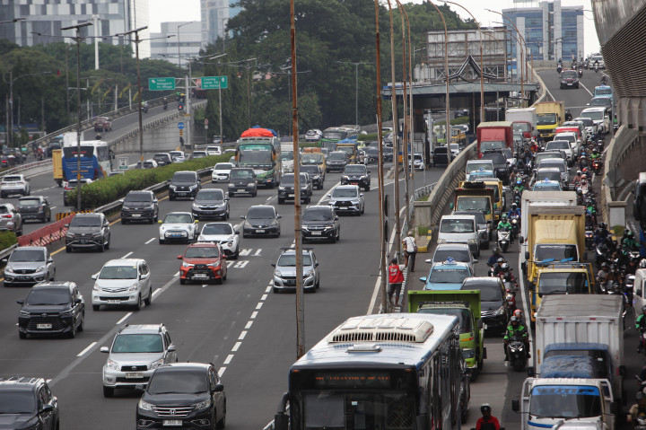Tahun lalu, Jakarta menduduki nomor 10 kota termacet di dunia. Di tahun ini, INRIX mendata Jakarta menduduki peringkat ketujuh kota termacet di dunia.