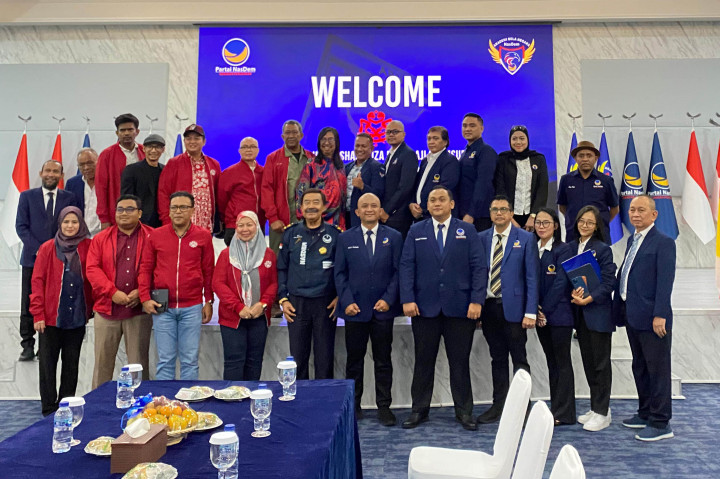 Selanjutnya UMNO akan mengunjungi NasDem Tower, Jakarta Pusat. Kunjungan ini menurutnya menjadi tanda yang baik akan relasi NasDem dengan UMNO.