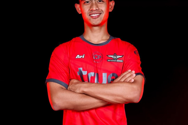 Penampilan gemilang Arhan pada Piala AFF 2020 membuatnya dipinang Tokyo Verdy yang waktu itu berada di  divisi kedua Liga Jepang dalam kontrak selama dua musim. Dia kemudian hijrah ke Suwon FC pada Januari 2024 dan bermain dua kali dengan total bermain empat menit.