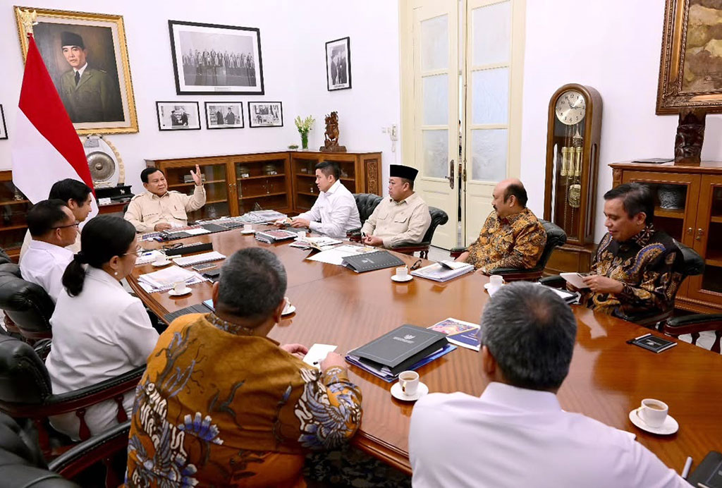 Pemerintah pun sudah menyiapkan skema pembiayaan untuk MBR dengan penghasilan di bawah Rp8 juta. Skema pembiayaan itu ditujukan kepada masyarakat yang bekerja di sektor informal, seperti pedagang bakso, hingga penjual sayur yang tidak memiliki gaji tetap, namun memiliki usaha dan penghasilan.