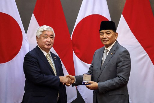 Menteri Pertahanan RI Sjafrie Sjamsoeddin menerima Menteri Pertahanan Jepang Nakatani Gen di Kantor Kementerian Pertahan Jalan Medan Merdeka Barat, Jakarta Pusat, Selasa, 7 Januari 2025.