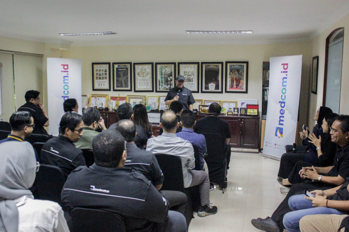 Media Medcom.id menggelar serah terima jabaran (Sertijab) pemimpin redaksi (Pemred) di Gedung Metro TV, Rabu, 8 Januari 2025. Achmad Firdaus diangkat menjadi Pemred baru Medcom.id mengantikan Prihadi yang telah menjabat sejak 2024.