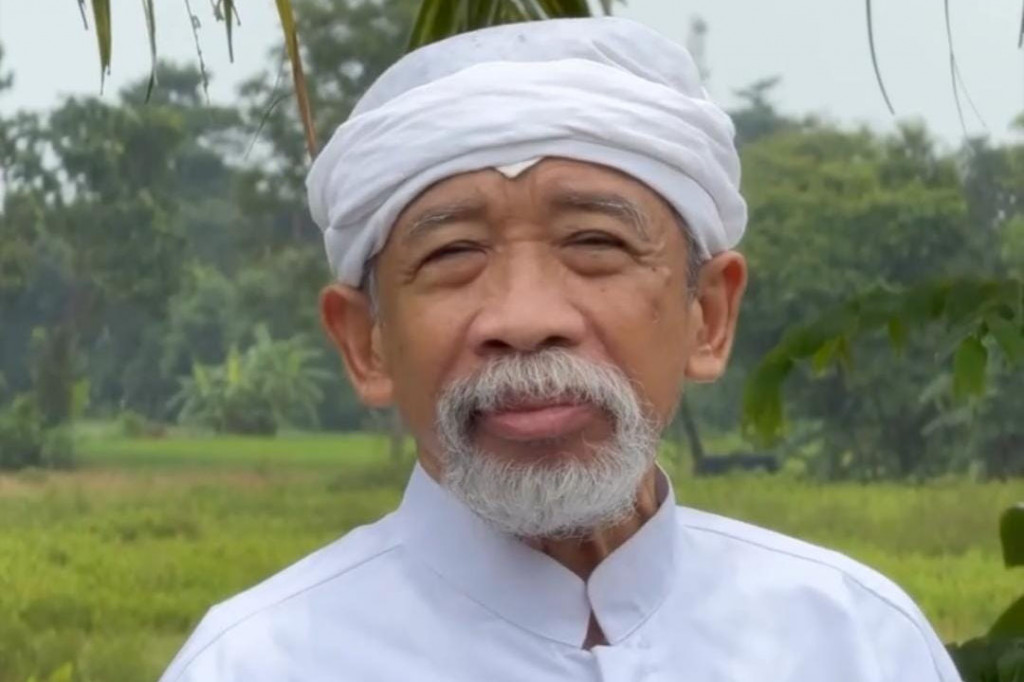 Istri Qomar, Siti Maryam, menceritakan, bahwa suaminya sudah pernah dirawat sejak 2021. Setelah kondisinya membaik, dia dibolehkan pulang ke rumah.