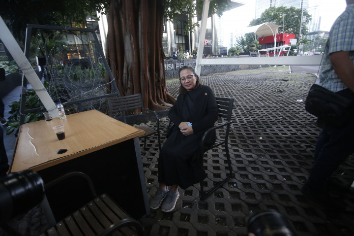 Dalam kasus ini, Tio berstatus sebagai saksi. Keterangan dia dibutuhkan untuk pemberkasan tersangka sekaligus Sekretaris Jenderal (Sekjen) Partai Demokrasi Indonesia Perjuangan (PDIP) Hasto Kristiyanto dan buronan Harun Masiku.