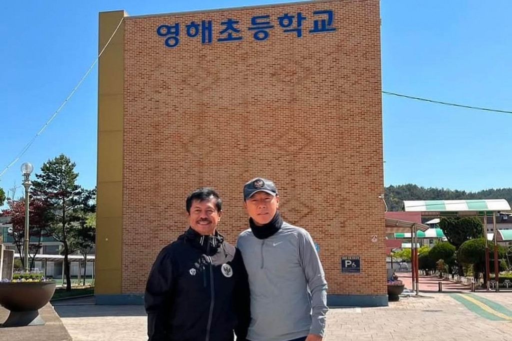 Dalam foto terakhir bersama Shin pada Desember 2024, keduanya terlihat makan bersama ditemani oleh asisten pelatih Kim Jong-jin dan penerjemah Jeong Seok-seo.