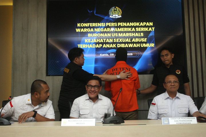 Direktur Pengawasan dan Penindakan Keimigrasian Ditjen Imigrasi Kementerian Imipas RI Kombes Pol Yuldi Yusman mengatakan penangkapan dilakukan di Kantor Imigrasi Kelas I Non-TPI Tangerang saat TJC mengajukan perpanjangan izin tinggal kunjungan.