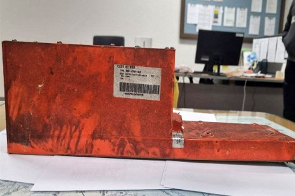 FDR dan CVR berhenti merekam data mulai pukul 08.59 yang membuat penyelidik kesulitan menganalisis situasi.  Otoritas menyatakan bahwa meskipun data FDR dan CVR sangat penting untuk investigasi, keduanya bukan satu-satunya sumber bukti.