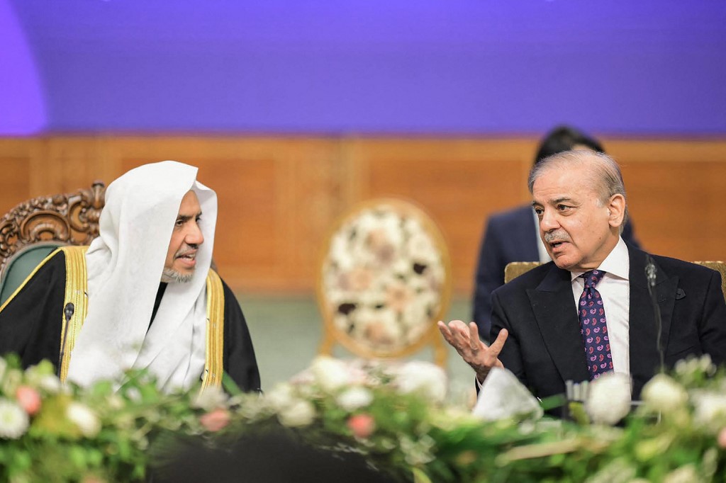 Perdana Menteri Pakistan Shehbaz Sharif pada Sabtu, 11 Januari 2025 menyatakan lebih dari 22 juta anak di negaranya tidak bersekolah.