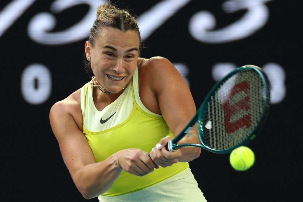 Dalam pertarungan antara dua juara Grand Slam, Sabalenka hanya membutuhkan tujuh menit untuk membangun keunggulan 3-0 atas Stephens.