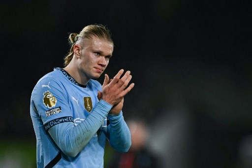 Manchester City gagal meraih poin penuh setelah secara dramatis ditahan imbang Brentford 2-2 dalam pertandingan Liga Premier di Gtech Community Stadium pada Rabu, 15 Januari 2025 dini hari WIB.