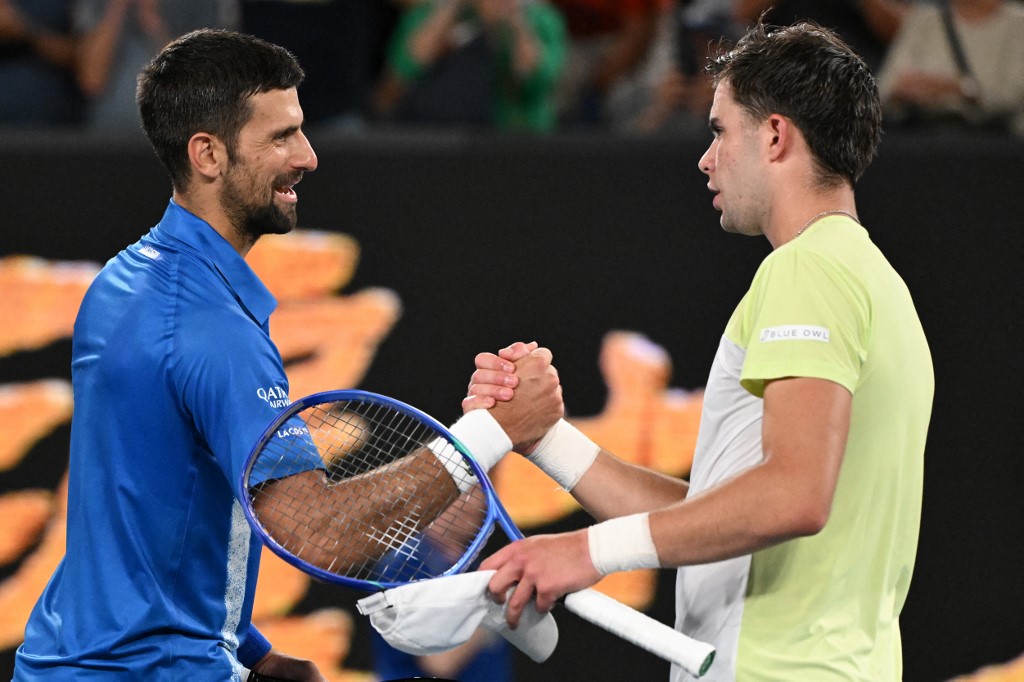 Selanjutnya, Djokovic akan menghadapi pertandingan babak ketiga melawan unggulan ke-26 asal Ceko Tomas Machac, yang menang 3-6, 7-6(1), 6-7(5), 7-6(4), 6-4 atas Reilly Opelka. 