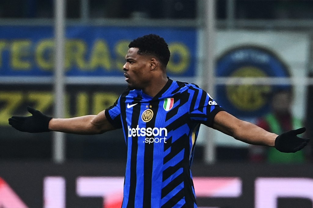 Bologna yang sempat memimpin melalui Santiago Castro membutuhkan gol Emil Holm untuk menyamakan kedudukan setelah Inter membalas lewat gol-gol Denzel Dumfries dan Lautaro Martinez, demikian catatan laman resmi Serie A.